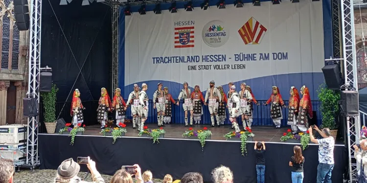 Almanya Hessentag’da Osmangazi rüzgarı