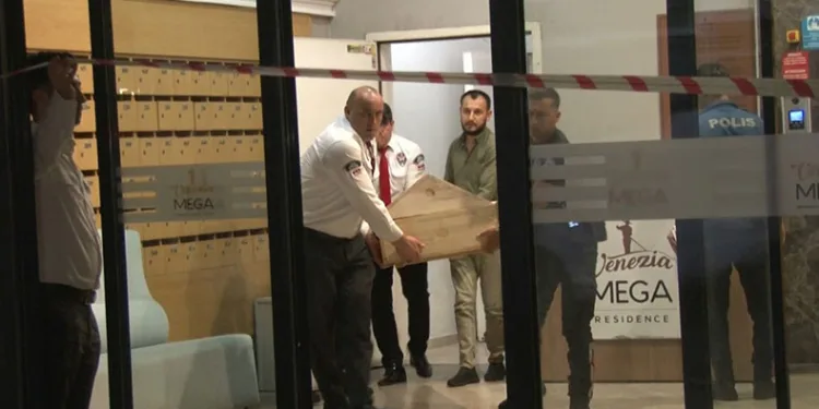 Asansör boşluğuna düşen yaşlı adam hayatını kaybetti