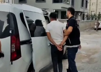 Şanlıurfa’da uyuşturucu operasyonunda 8 gözaltı