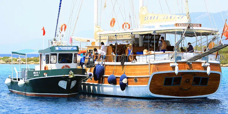 “Denizlerin korunması turizm için önemli”