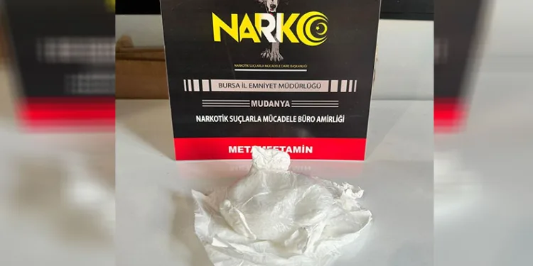 Uyuşturucu tacirlerine polis darbesi