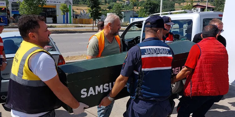 Ecel yolda yakaladı