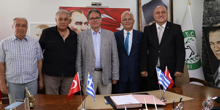 Ege’nin iki yakasından kardeşkentlik protokolü