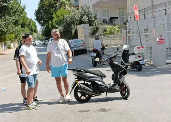 ‘Dur’ uyarısına görmezden geldi, ölümden döndüler