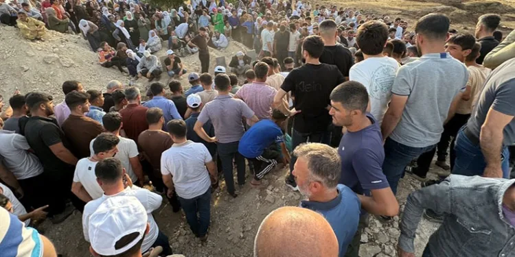 Yangında hayatını kaybeden 8 vatandaş defnedildi