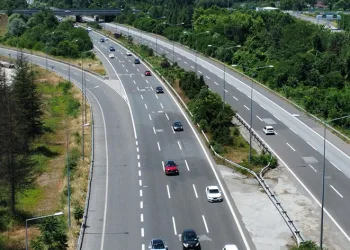 Bayramın ilk gününde yoğunluk sürüyor