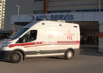 Niğde’de otomobiller çarpıştı