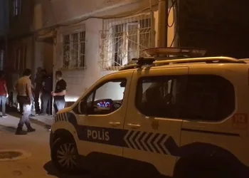 Silahını temizlerken kendini yaraladı