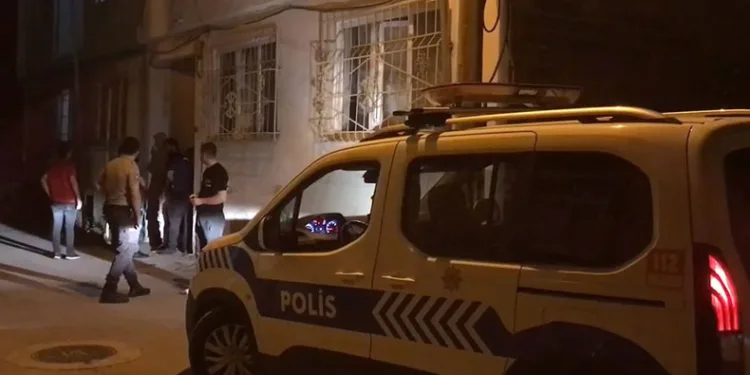 Silahını temizlerken kendini yaraladı