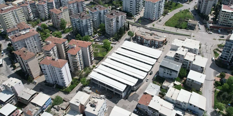 Bağlaraltı Pazar Alanı’nda son rötuşlar