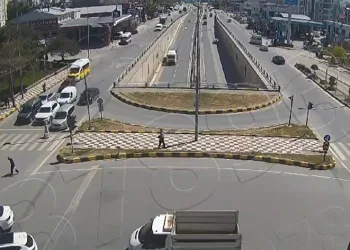 Bisikletli öğretmenin hayatını kaybettiği feci kaza kamerada