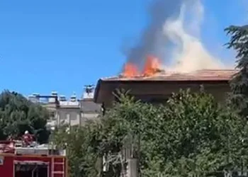 Trafo yangını paniğe neden oldu
