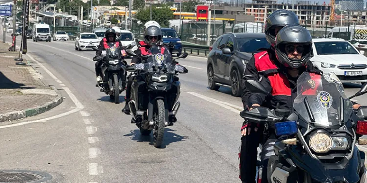 Bursa’da yunus polislerinden trafikte denetim