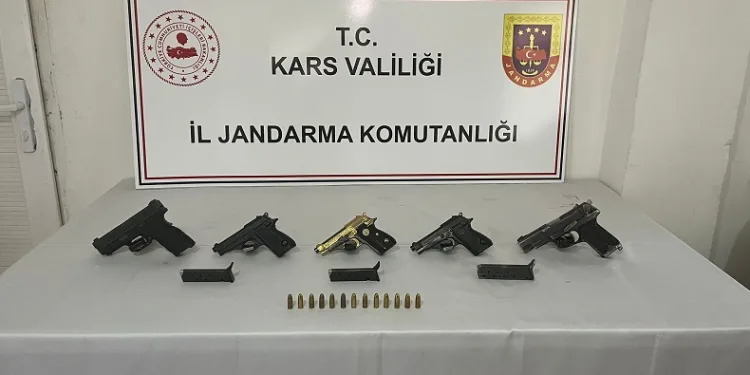 Kars’ta jandarmadan silah operasyonu