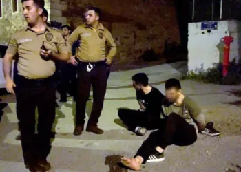 Bursa’da kurşun levha hırsızlarına suç üstü