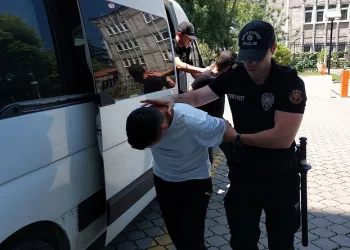 Samsun’da uyuşturucu operasyonu: 4 gözaltı