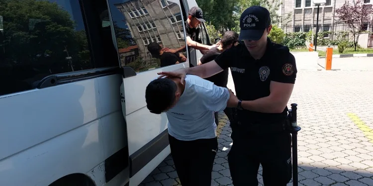Samsun’da uyuşturucu operasyonu: 4 gözaltı