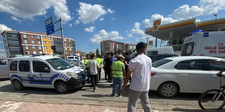 Konya’da otomobil ile motosiklet çarpıştı