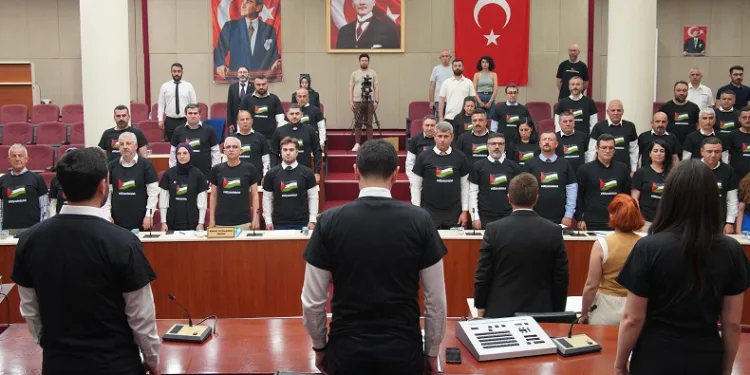 Avcılar Filistin için tek yürek