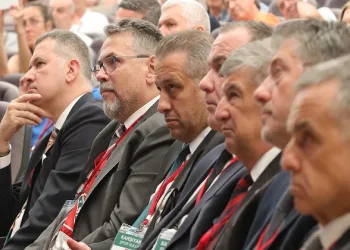 Karşıyaka, teknik direktörünü arıyor