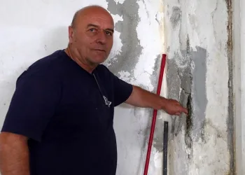 Bahçelievler’de kolonları patlayan iş yeri sahibinin kiracısından akıl almaz isteği “Çatlakları sıvayıp boyayın”
