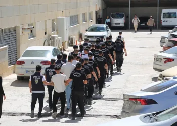 Elazığ merkezli 6 ilde örgütlü olarak nitelikli dolandırıcılık operasyonu: 29 gözaltı