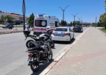 Karaman’da otomobil ile motosiklet çarpıştı