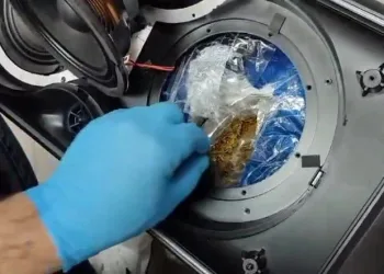 Kargo ile gönderilen ses sistemi içinden uyuşturucu çıktı