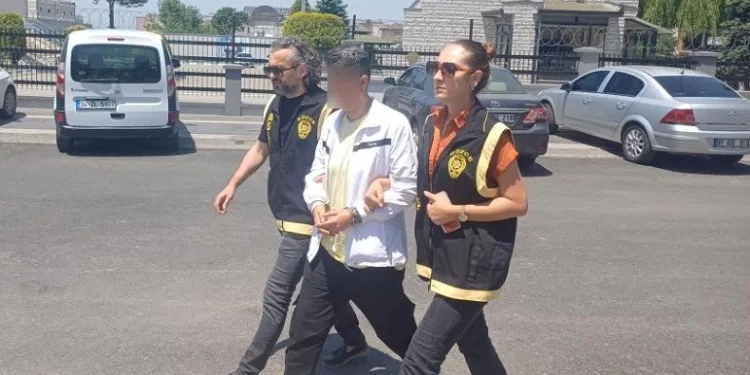 Komşusunu öldüren kadın tutuklandı: “Suç işledim” diye ihbar etmiş