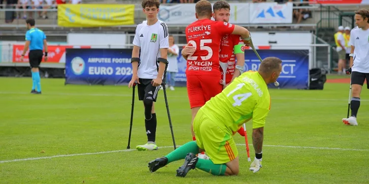 Ampute Futbol Milli Takımı, yarı finalde