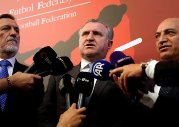 Osman Aşkın Bak: “Bakanlık olarak her aşamada destek vereceğiz”