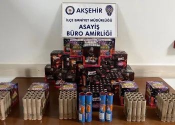 Polisten havai fişek denetimi