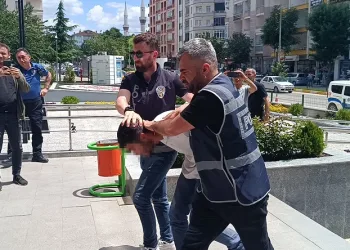 Okul müdürü ve hizmetliyi darp eden şahıs serbest bırakıldı
