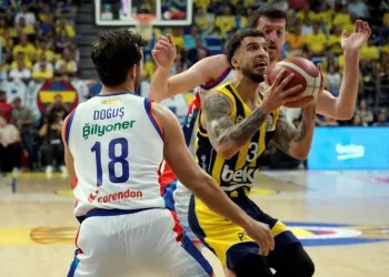 Fenerbahçe Beko, final serisinin 4. maçında Anadolu Efes’i ağırlayacak