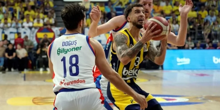 Fenerbahçe Beko, final serisinin 4. maçında Anadolu Efes’i ağırlayacak