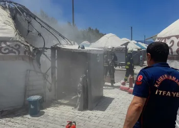 Çadırda çıkan yangın paniğe neden oldu