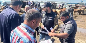 Kars’ta polisten sahte para uyarısı