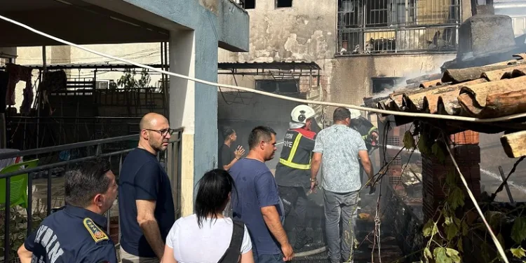 İtfaiye ekipleri yangından yangına koştu