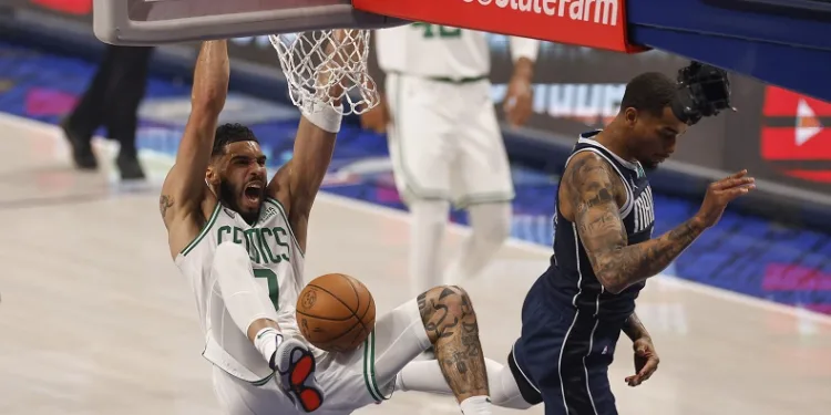 Boston Celtics, NBA final serisinde durumu 3-0 yaptı
