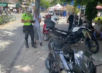 Yaya alanlarına giren 43 motosiklet ve motorlu bisiklet sürücüsüne ceza yazıldı