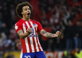 Atletico Madrid, Axel Witsel’in sözleşmesini 1 yıl daha uzattı