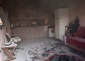 Fabrika koğuşunda çıkan yangın ucuz atlatıldı