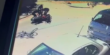 Motosikletin çarptığı bisikletli çocuk kurtarılamadı