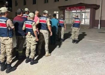 Devlet kurumundan 5 milyon liralık kablo vurgununa jandarma darbesi