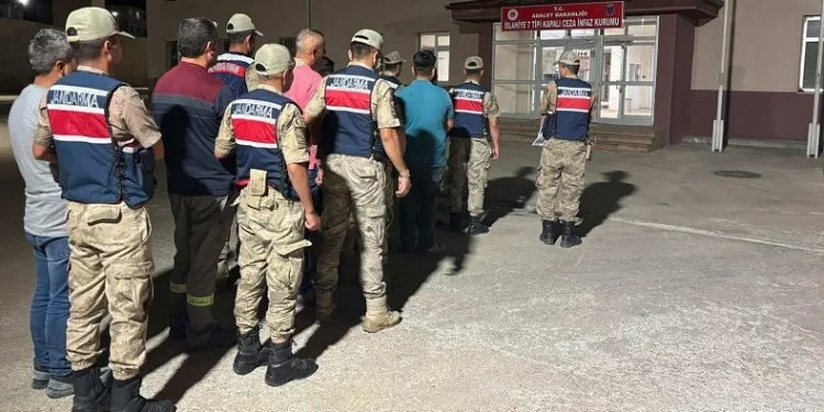 Devlet kurumundan 5 milyon liralık kablo vurgununa jandarma darbesi