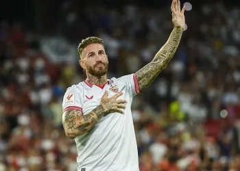 Sevilla, Sergio Ramos ile yollarını ayırdı