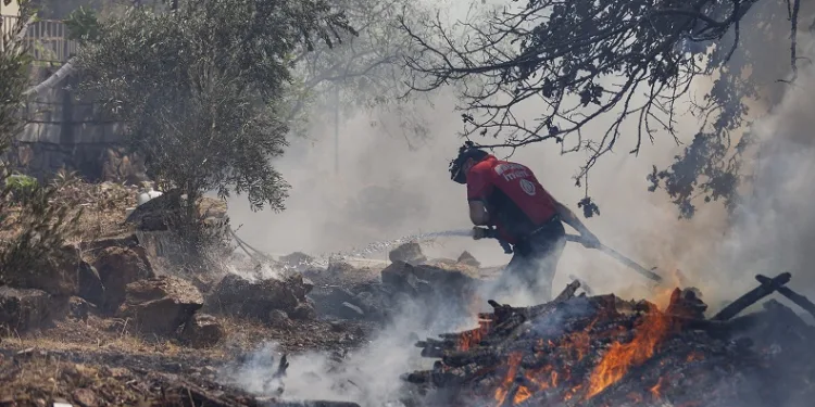 Mersin itfaiyesi sıcak hava nedeniyle çıkabilecek yangınlara karşı uyarıda bulundu