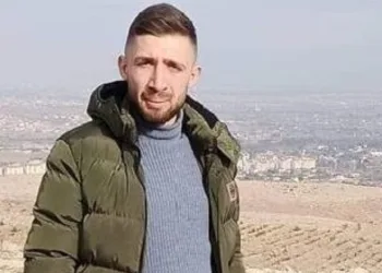 Serinlemek için girdiği denizde boğuldu