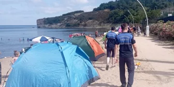 Sahillerde kaybolan 23 çocuk ailesine kavuştu