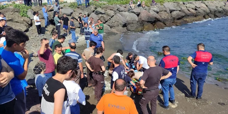 Tatil için geldiği memleketinde boğuldu
